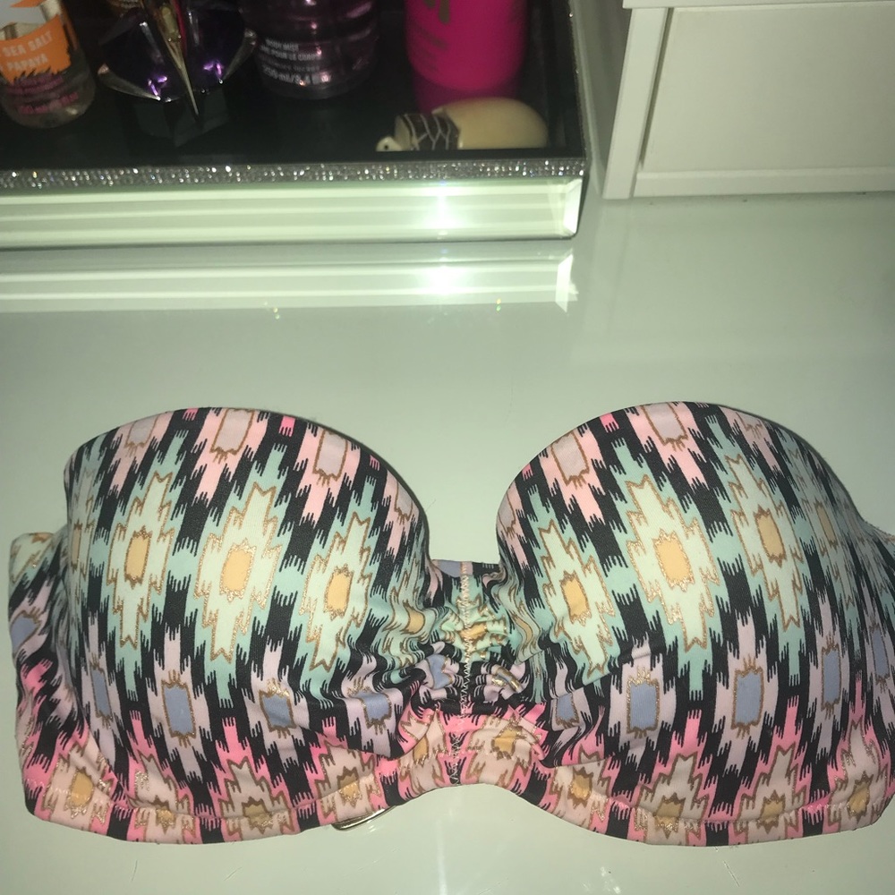 VS bikini